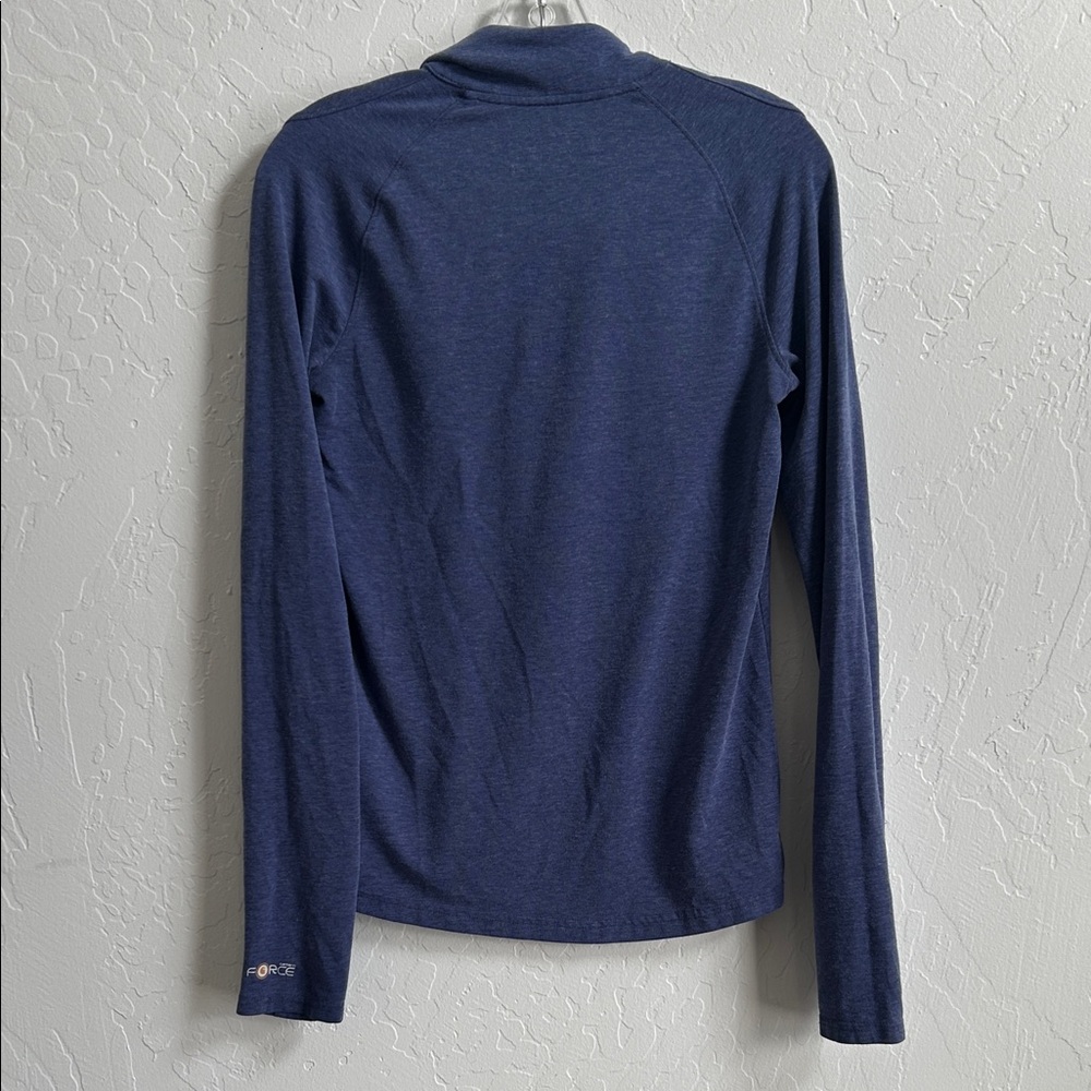 Carhartt Quarter-Zip top - Picture 4 of 5